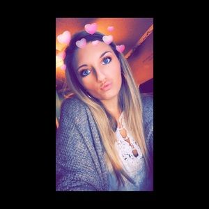 Meet your Posher, Ashleigh